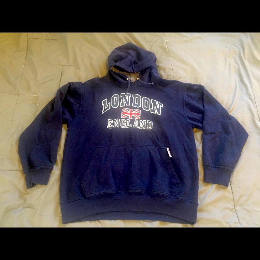 London City Hoodie/ Sweatshirt - says L/XL